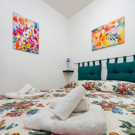 Guesthost - Sea View & Panoramic Terrace * Tortoreto