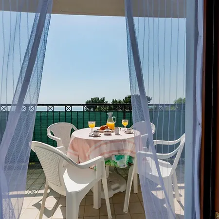 Guesthost - Sea View & Panoramic Terrace * Tortoreto