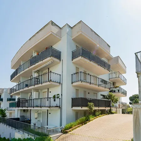 شقة Guesthost - Sea View & Panoramic Terrace Tortoreto